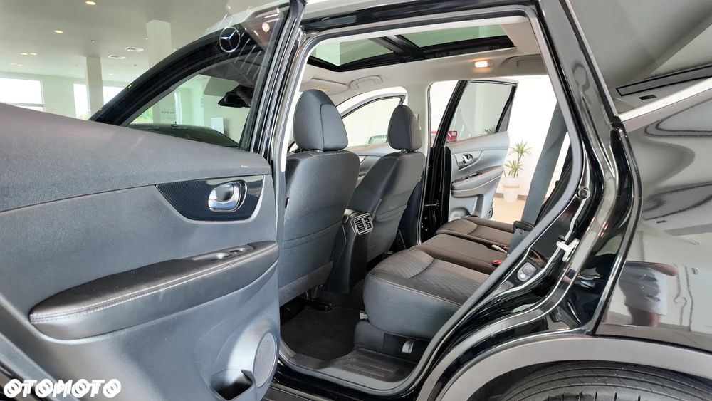 Nissan X-Trail 1.6 DCi Tekna 2WD Xtronic 7os - 29