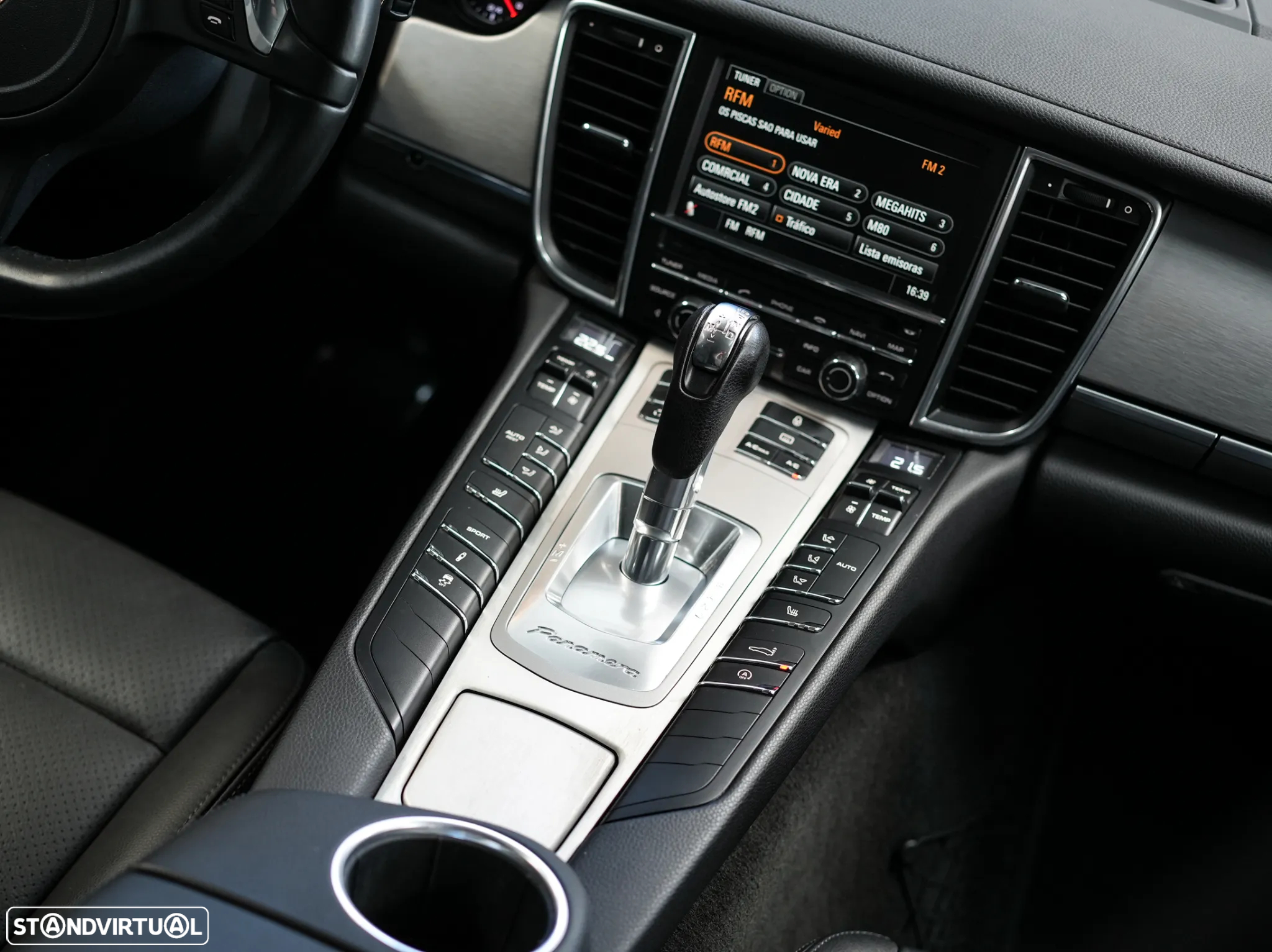 Porsche Panamera Platinum Edition - 17
