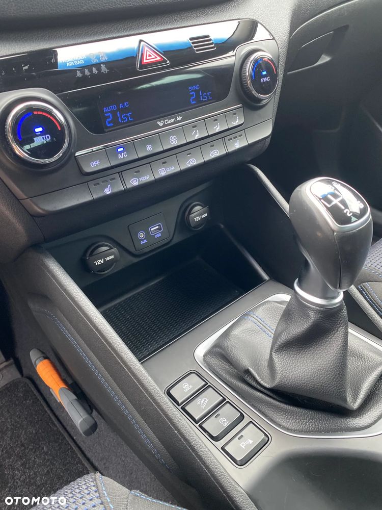 Hyundai Tucson 1.6 GDI BlueDrive GO 2WD - 26