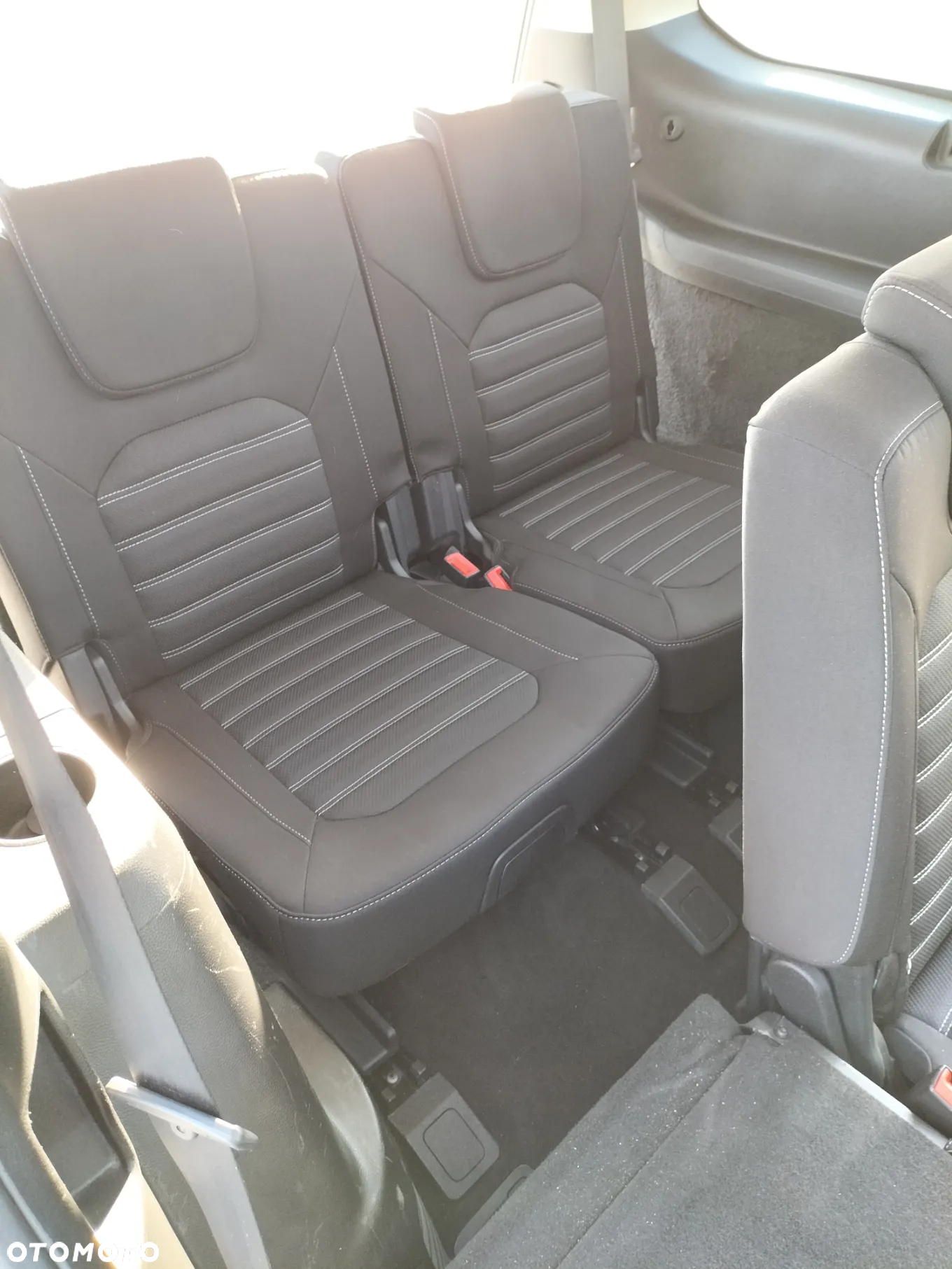 Ford Galaxy - 21