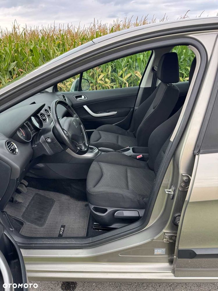 Peugeot 308 - 5