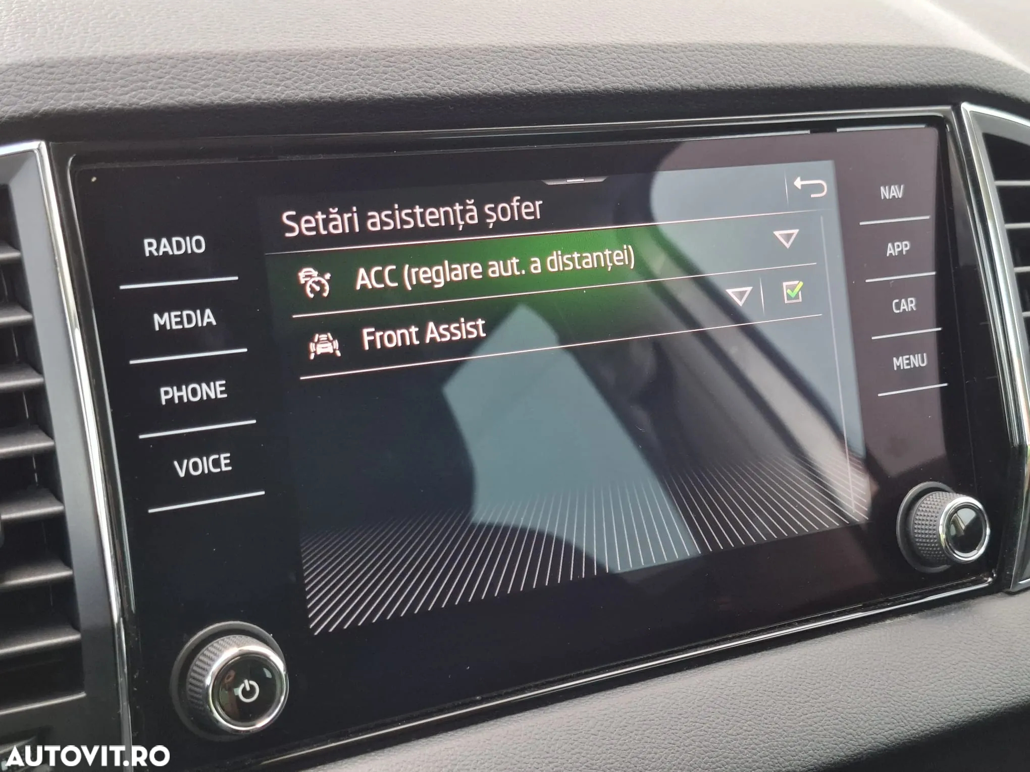 Skoda Karoq 2.0 TDI 4X4 DSG Style - 40