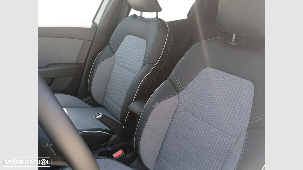 Renault Clio 1.0 TCe Techno - 13