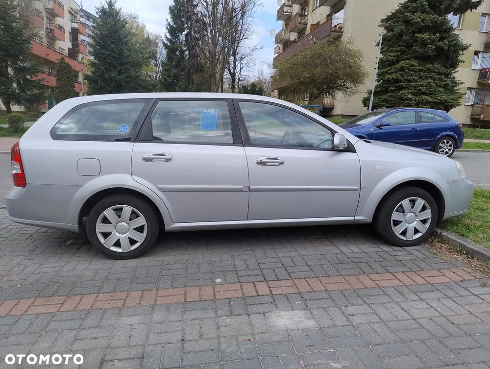 Chevrolet Lacetti 1.6 SE / Star - 1
