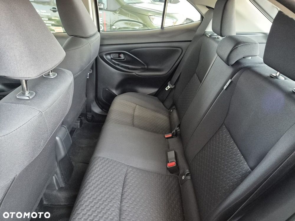 Toyota Yaris Cross Hybrid 1.5 Comfort - 17