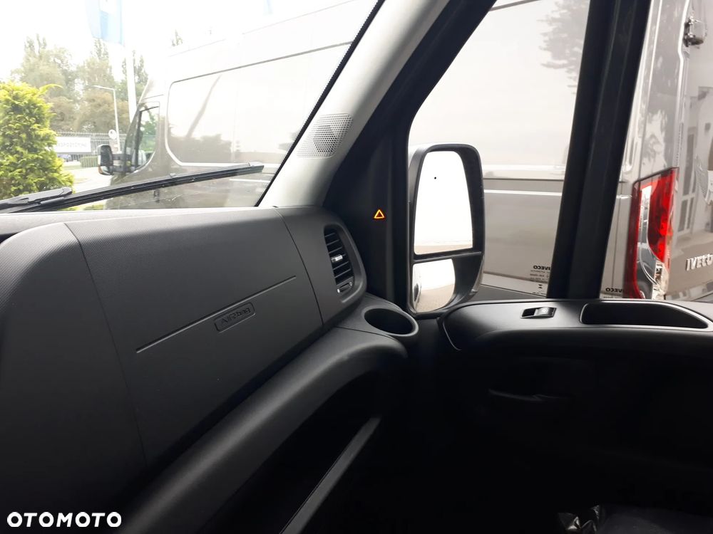 Iveco 35S18HA8V, wysokość H3, - 6