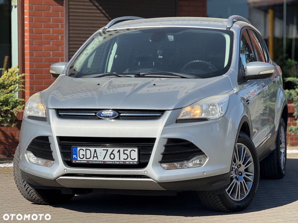 Ford Kuga 2.0 TDCi 2x4 Titanium - 4