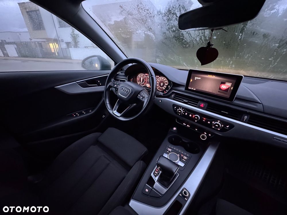 Audi A4 Allroad 2.0 TDI Quattro S tronic - 23
