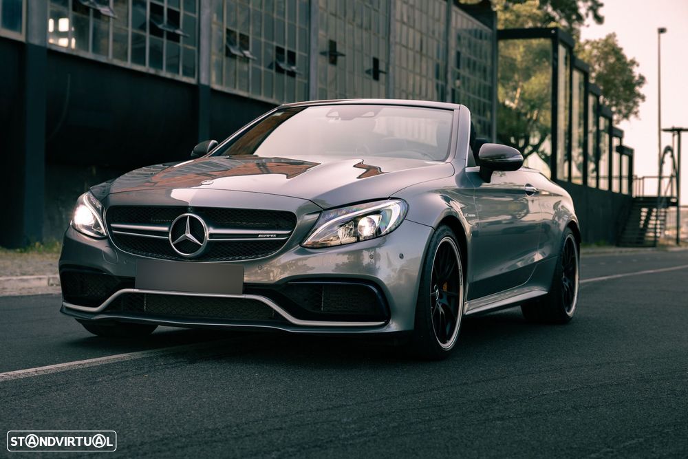 Mercedes-Benz C 63 AMG S - 38