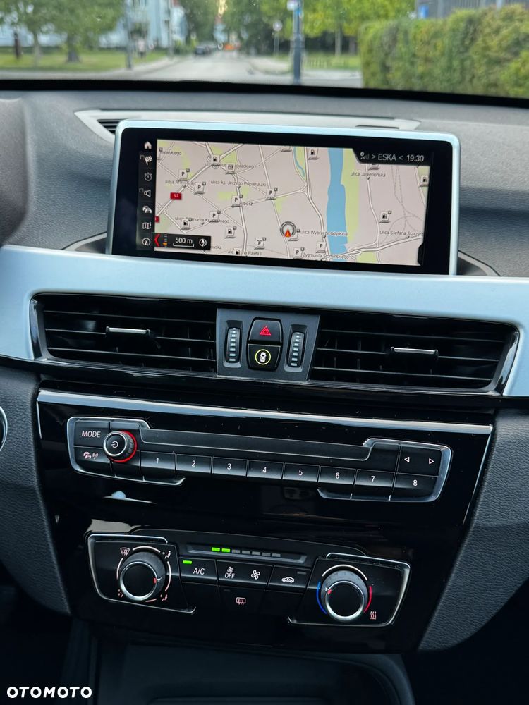 BMW X1 sDrive18i - 27