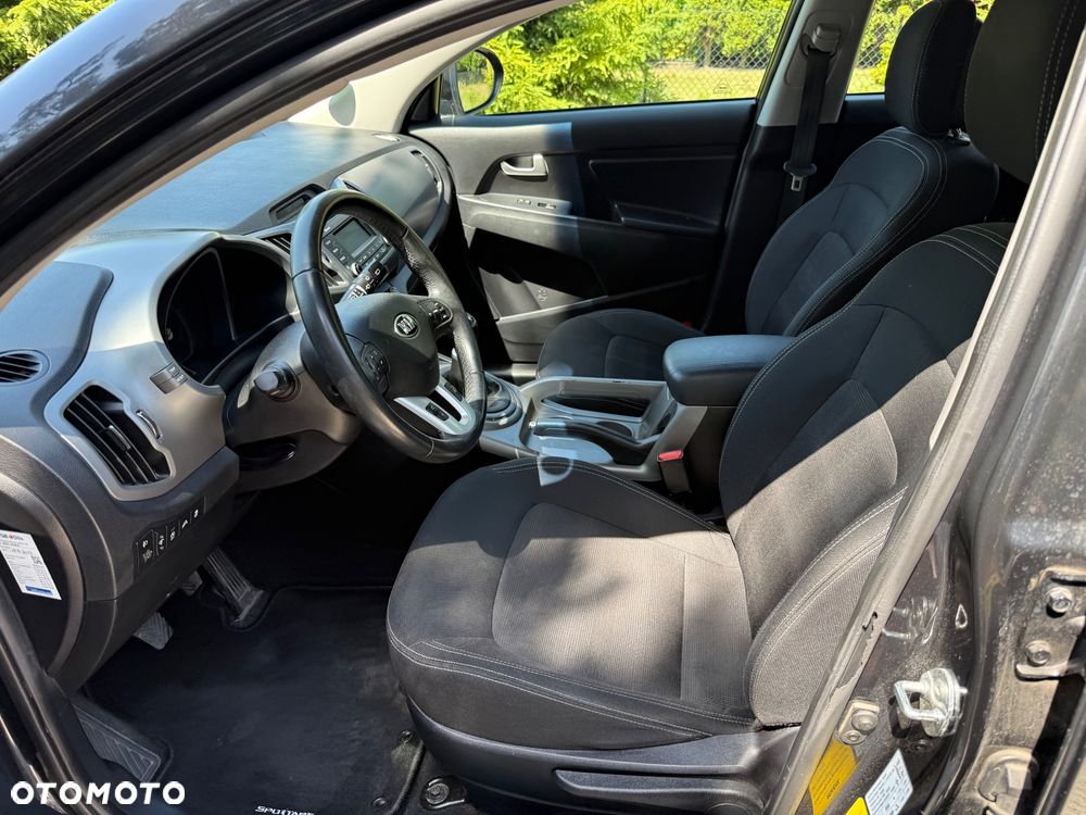 Kia Sportage 1.7 CRDI 2WD Dream-Team Edition - 22