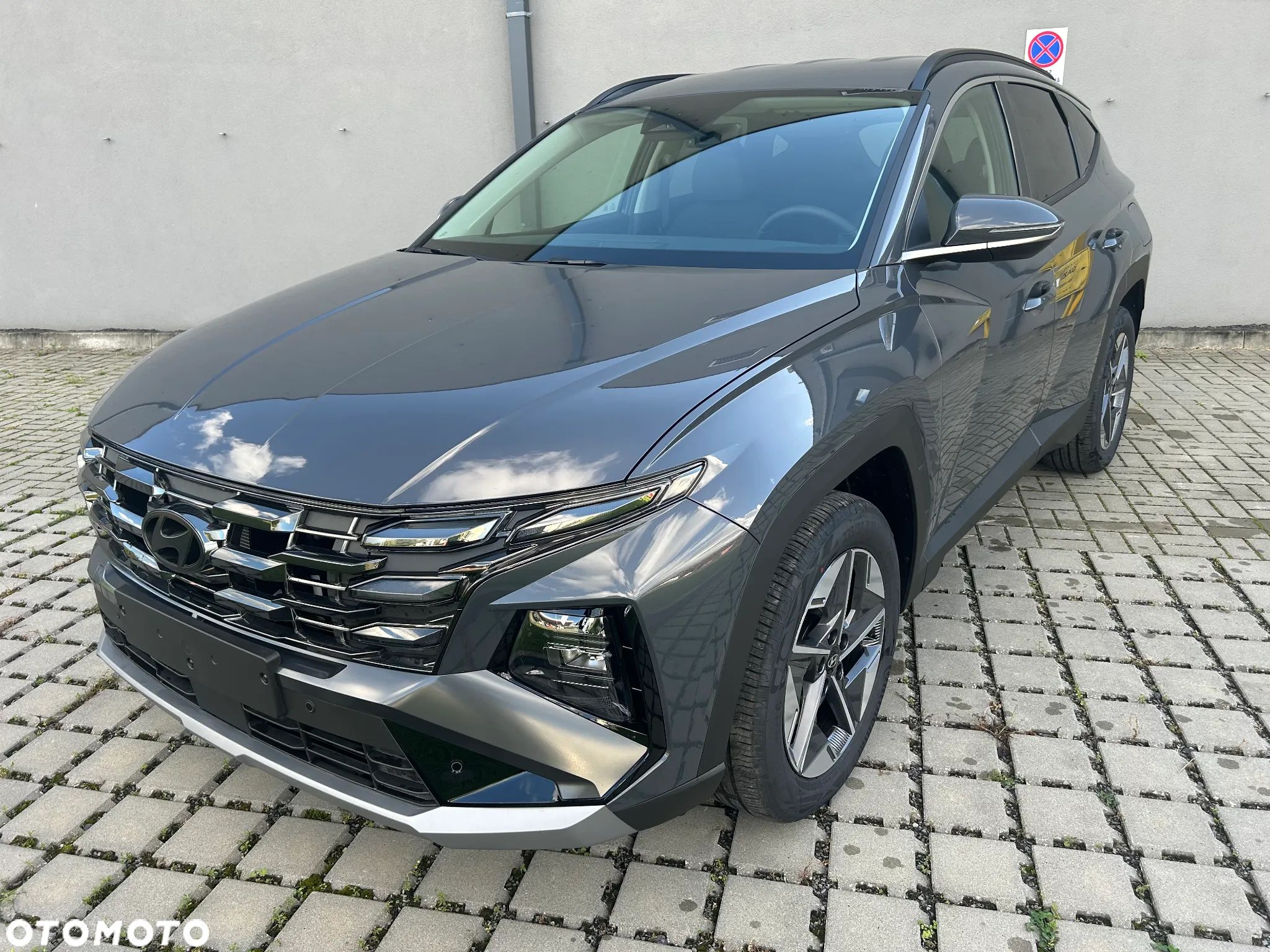 Hyundai Tucson - 1