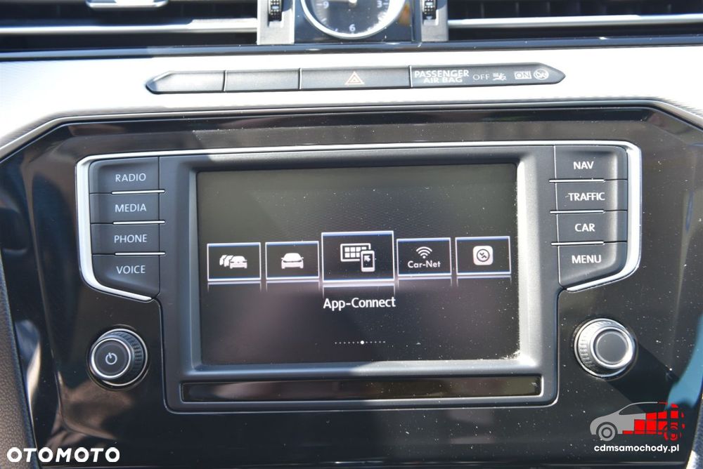 Volkswagen Passat - 23