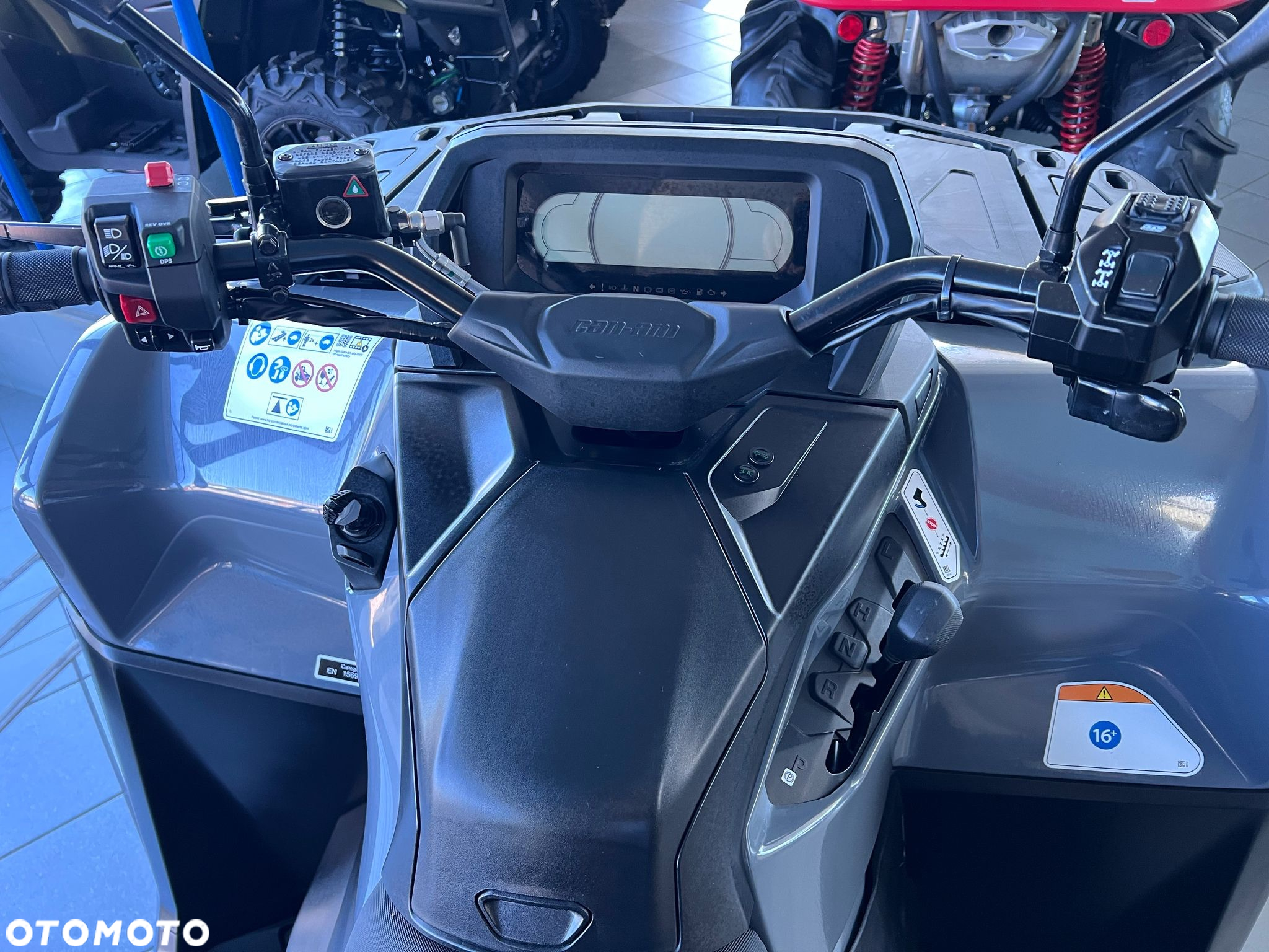 Can-Am Outlander Max - 6