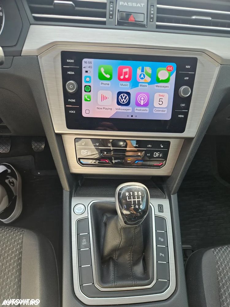 Volkswagen Passat - 9