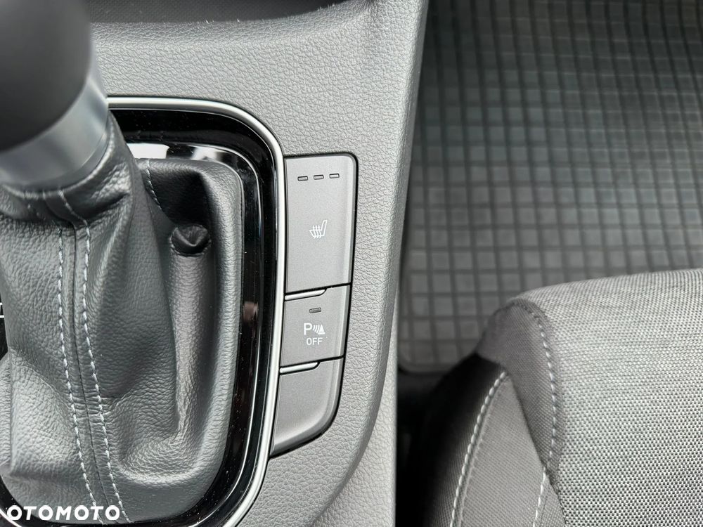 Hyundai i30 1.0 T-GDI Smart DCT - 25