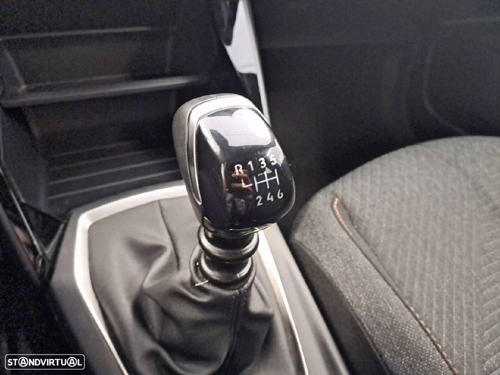 Peugeot 2008 1.2 Style - 18