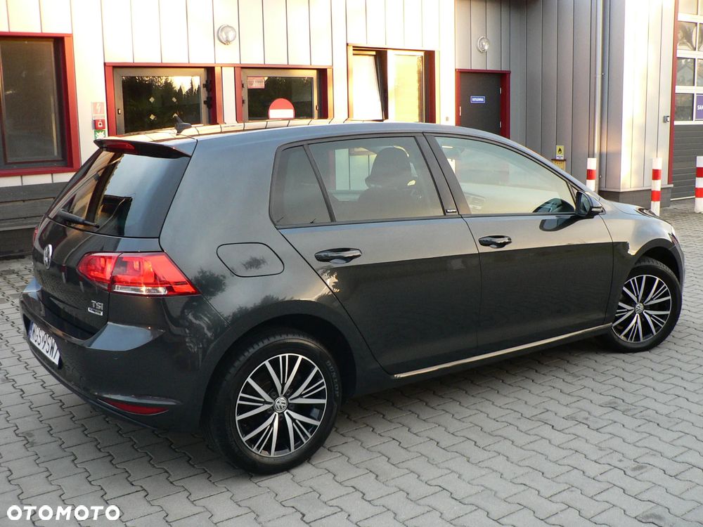 Volkswagen Golf 1.2 TSI BlueMotion Technology Allstar - 8