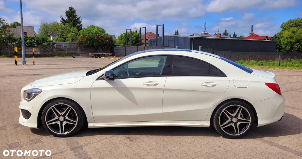 Mercedes-Benz CLA 200 7G-DCT AMG Line - 6