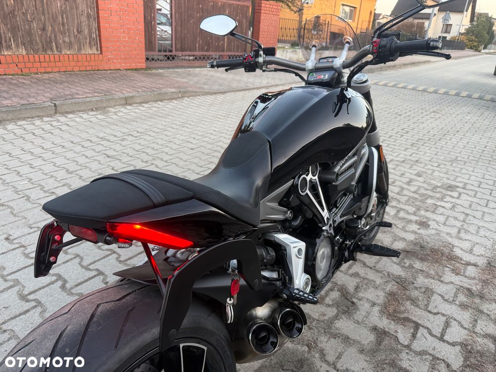 Ducati Diavel - 12
