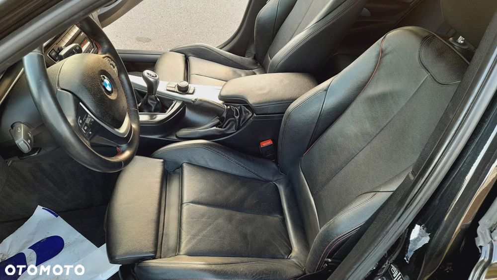 BMW Seria 3 320d - 13