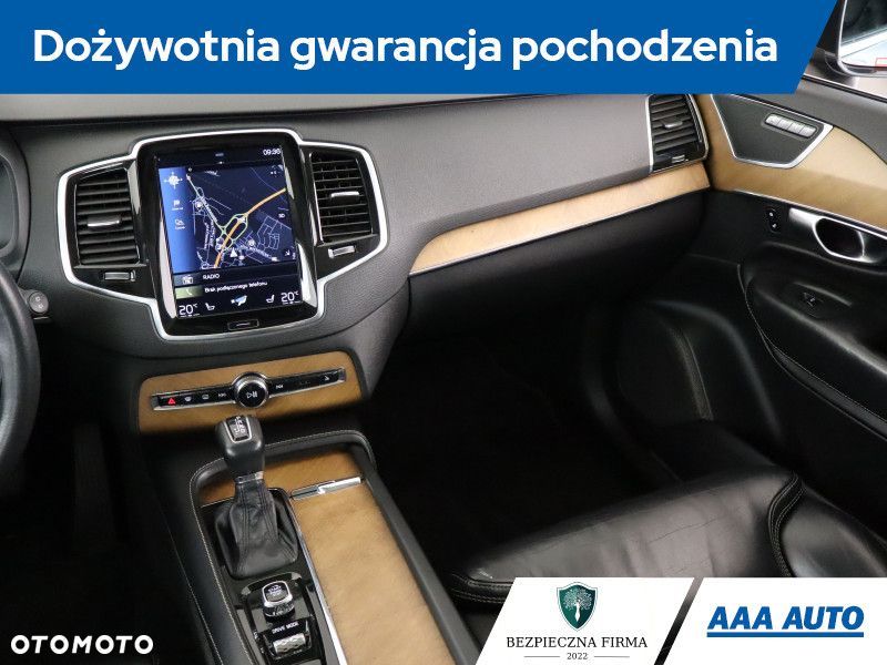 Volvo XC 90 - 10