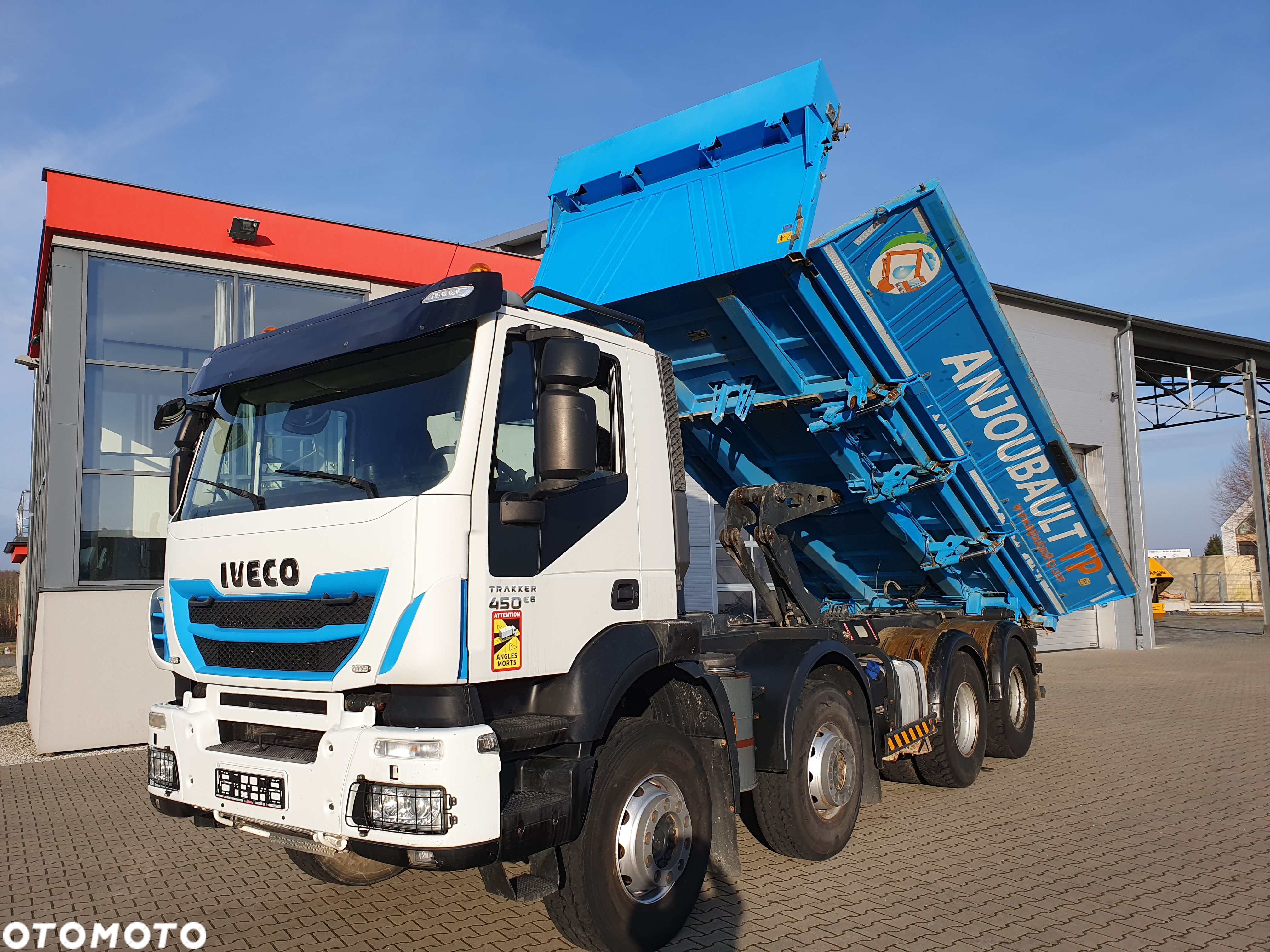 Iveco - 3