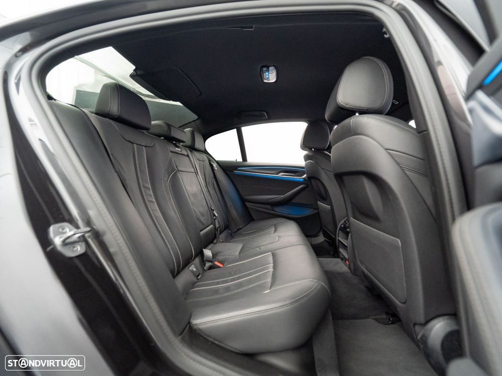 BMW 530 e Pack M - 41