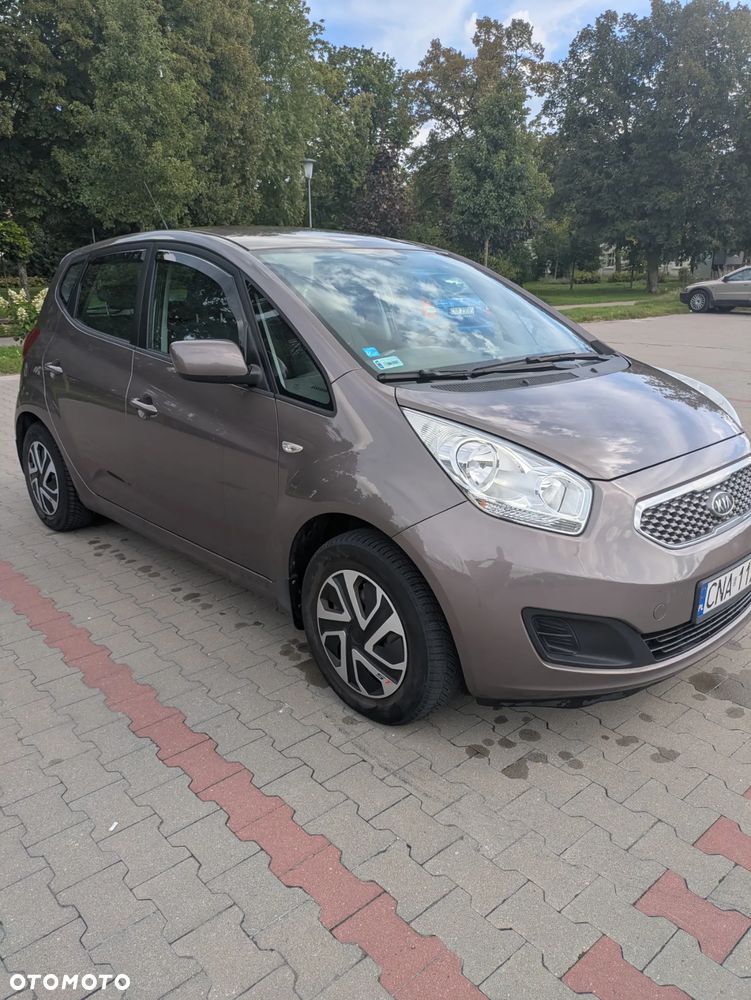 Kia Venga 1.4 L - 5
