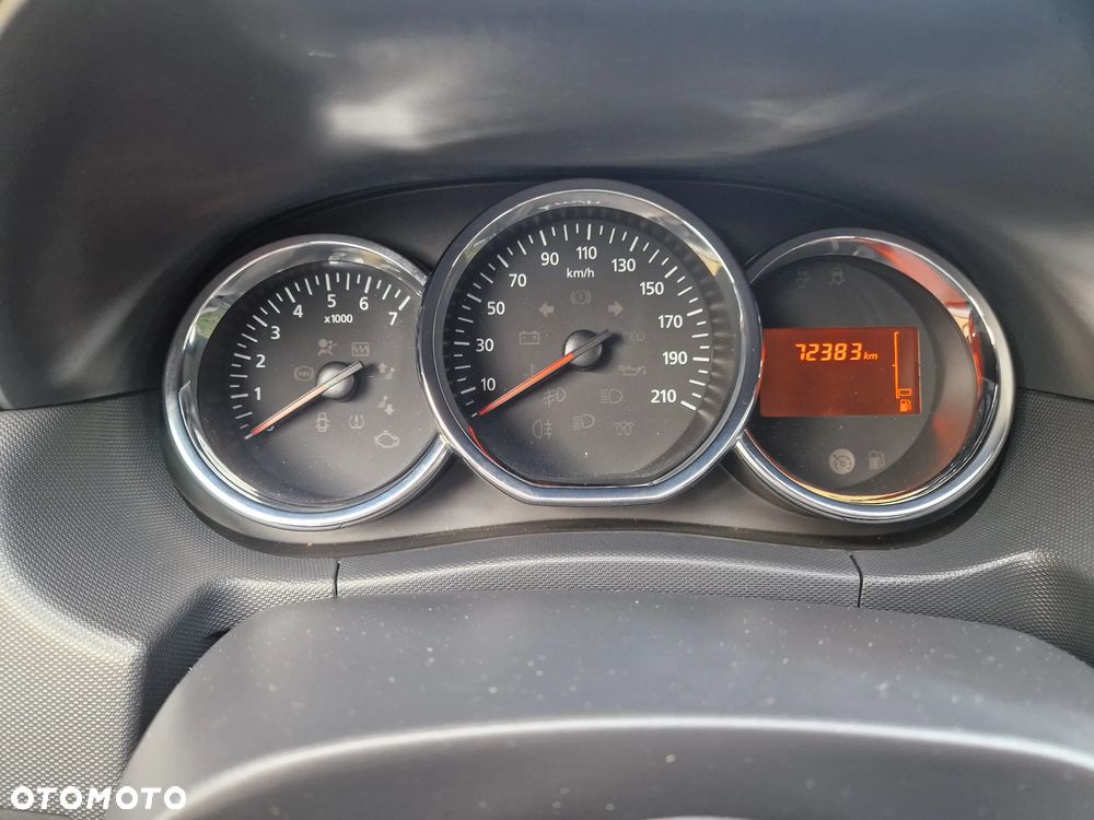 Dacia Duster 1.2 TCe Celebration 4x4 S&S EU6 - 12