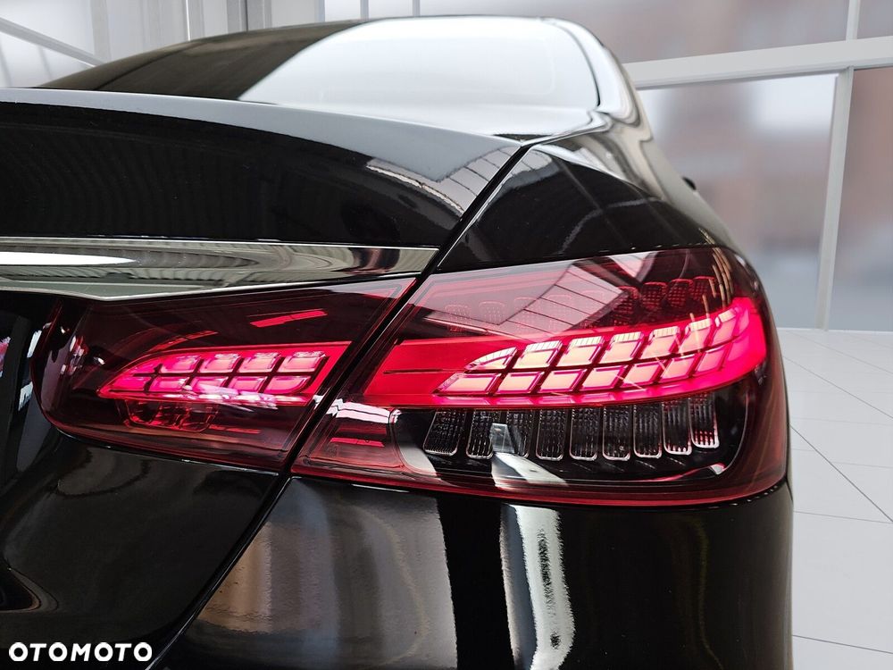 Mercedes-Benz Klasa E 220 d - 35