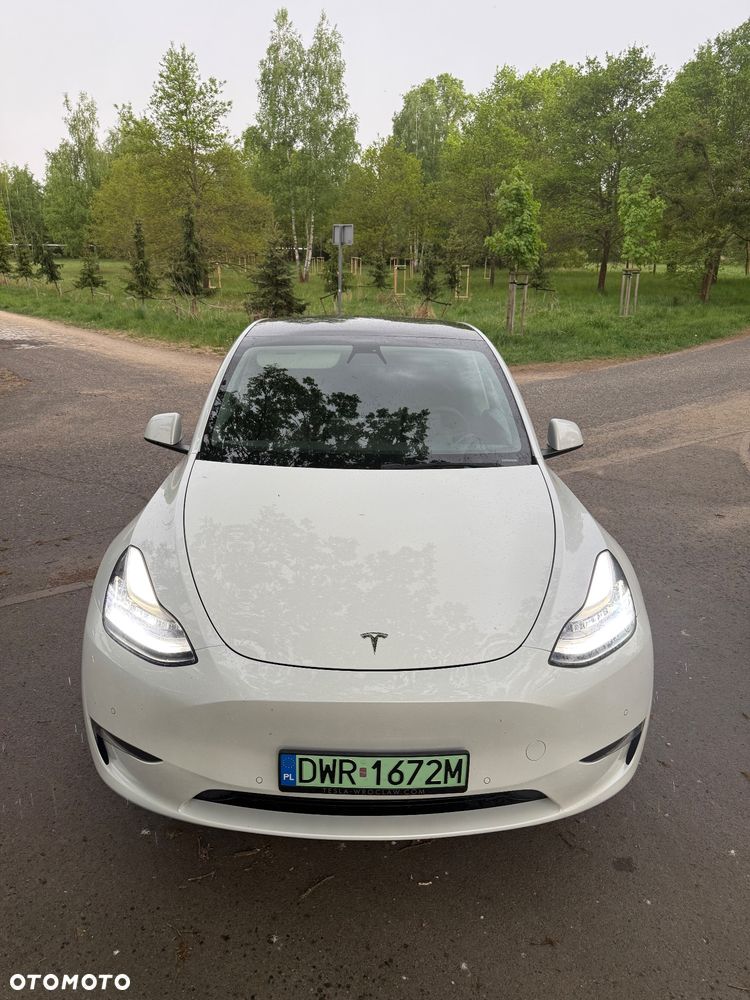 Tesla Model Y Long Range Dual Motor AWD - 4
