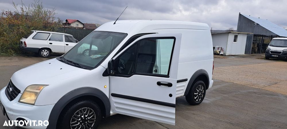 Ford Transit Connect - 3