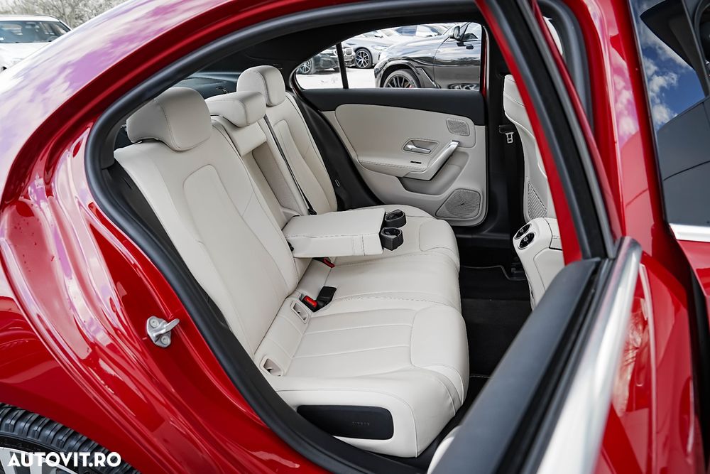 Mercedes-Benz A 250 e Sedan 8G-DCT Edition 2021 - 15