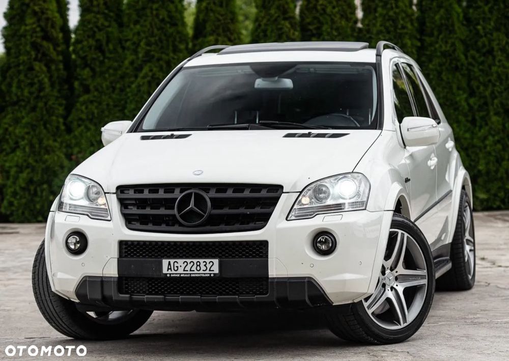 Mercedes-Benz ML 63 AMG 4Matic 7G-TRONIC 10th Anniversary - 5