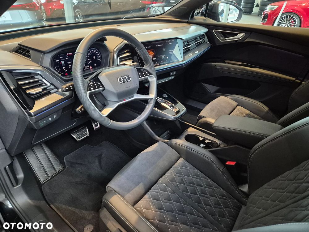Audi Q4 e-tron 45 82kWh Advanced - 11
