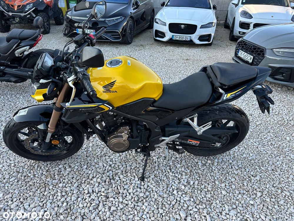 Honda CB - 12