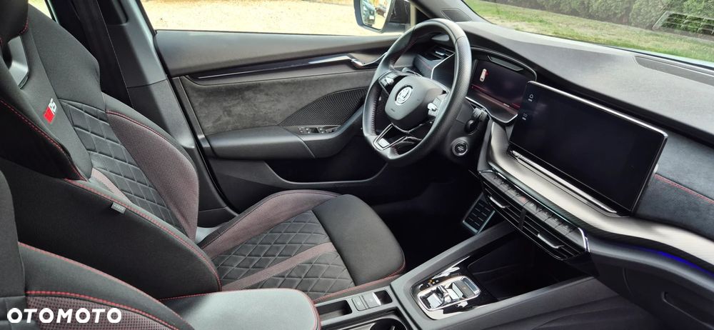 Skoda Octavia 1.4 TSI DSG RS First Edition - 9