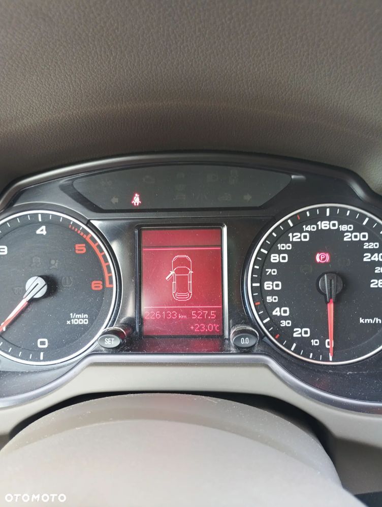Audi Q5 2.0 TDI Quattro - 13