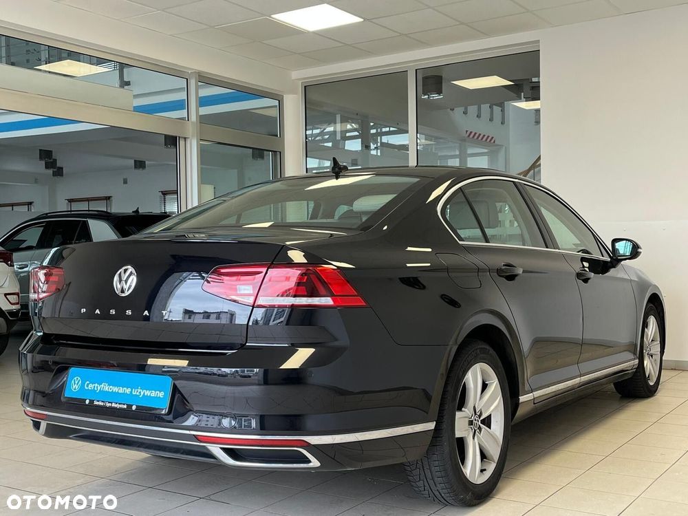 Volkswagen Passat 2.0 TDI Elegance DSG - 7