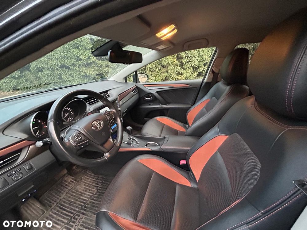 Toyota Avensis 1.8 Prestige MS - 8