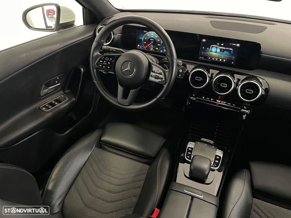 Mercedes-Benz A 180 - 21