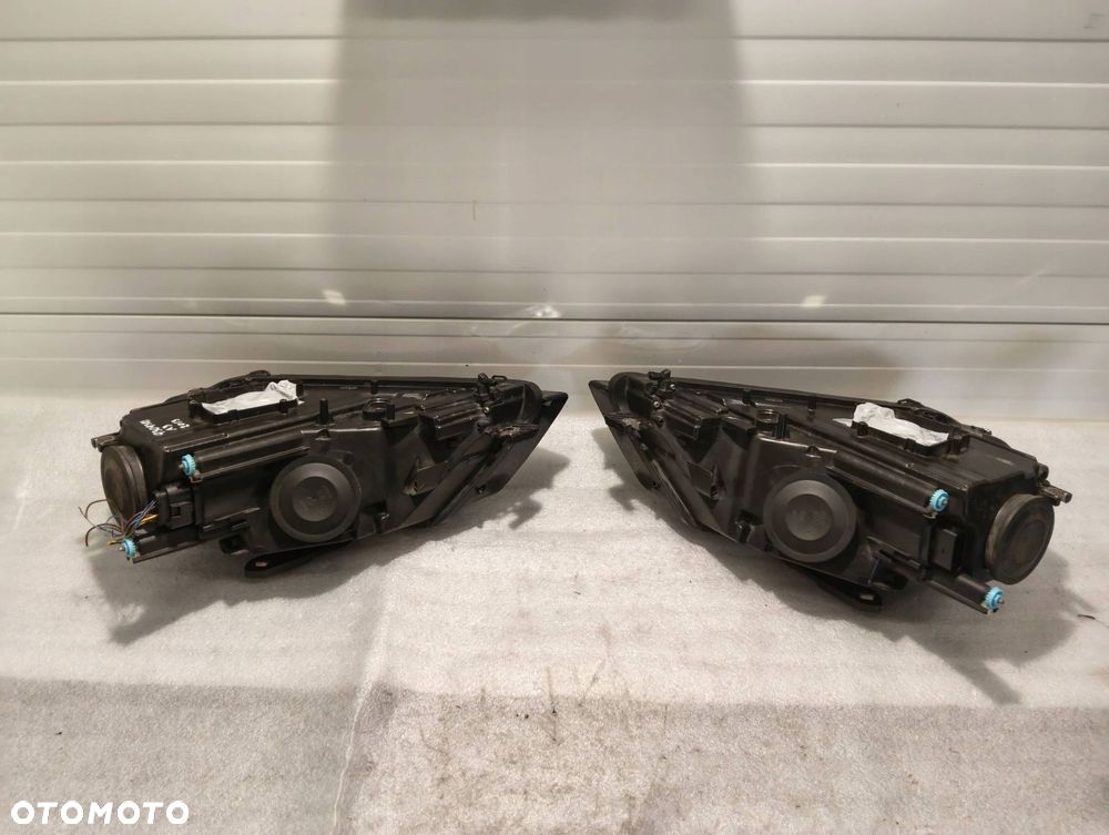 audi a3 8p xenon komplet lamp przód 8p0941003 / 8p0941004 - 10