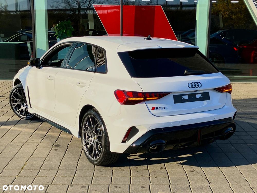 Audi RS3 Sportback - 6