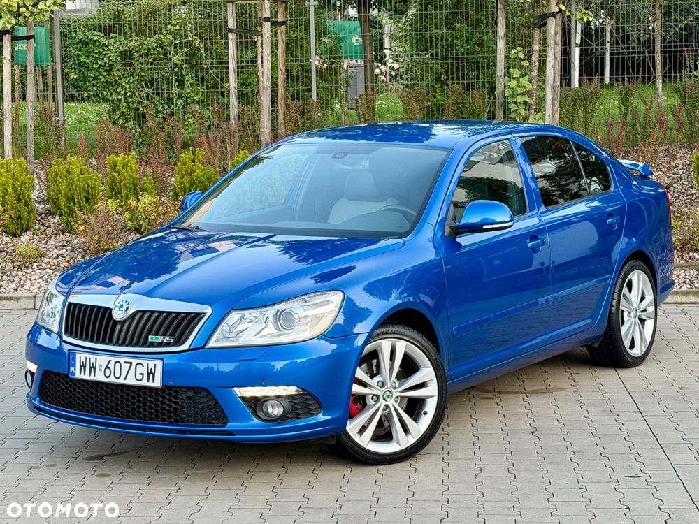 Skoda Octavia 2.0 TSI DSG RS - 2
