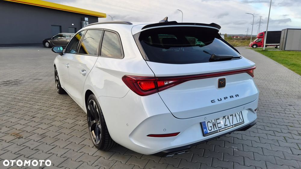 Cupra Leon 1.5 eTSI DSG - 10