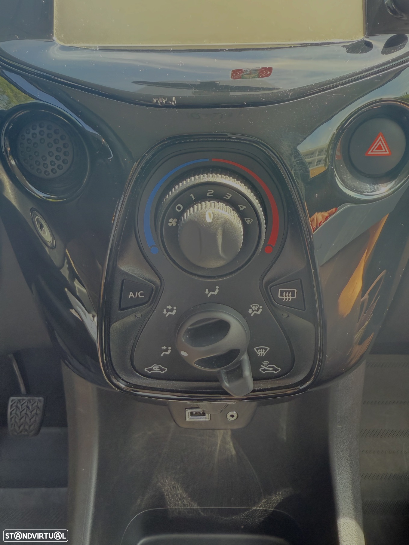 Peugeot 108 1.2 PureTech Allure - 9