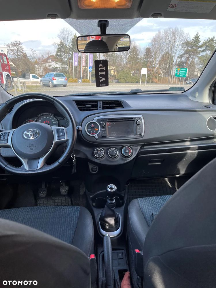 Toyota Yaris 1.33 Active - 11