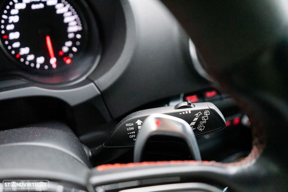 Audi RS3 Sportback 2.5 TFSI quattro S tronic - 43