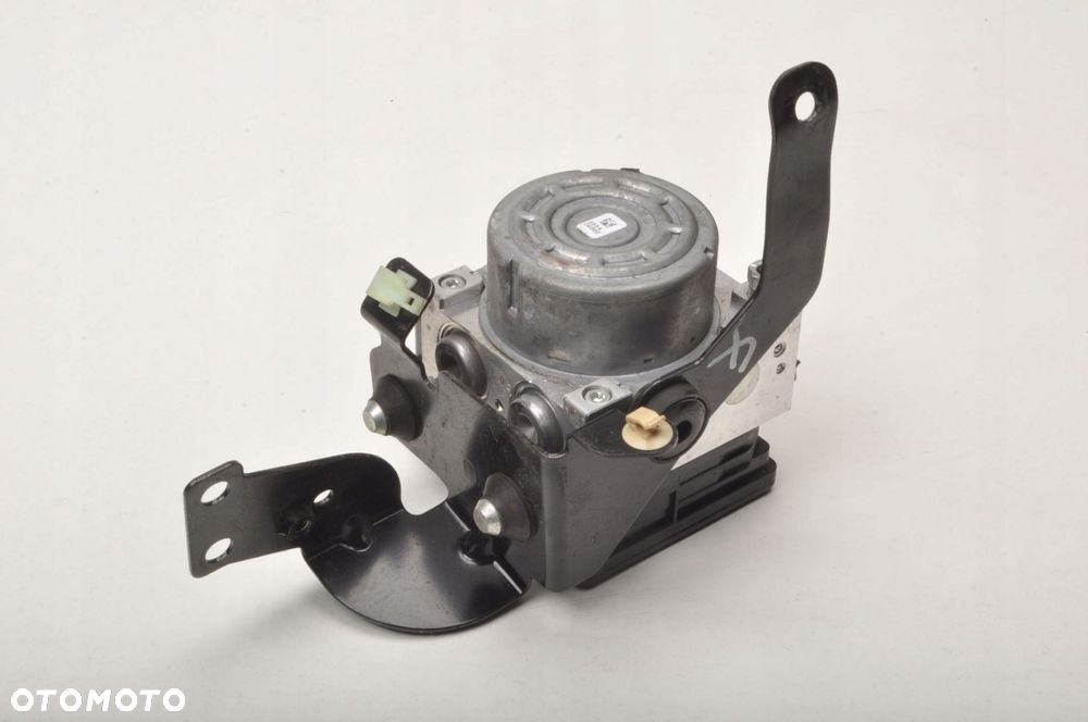 MITSUBISHI OUTLANDER III 2.0 POMPA ABS 4670B231 - 4